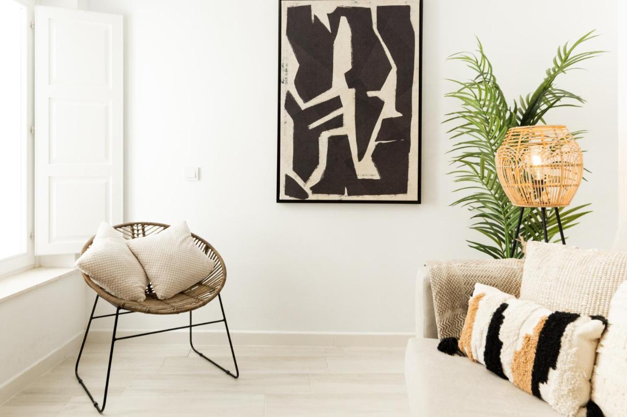 Apartamento Mucha Vida Little Apartments Cadiz Bagian luar foto